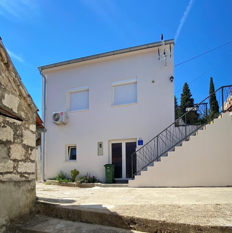Vila Kuca Za Odmor Astrea Zaton  Exteriér fotografie